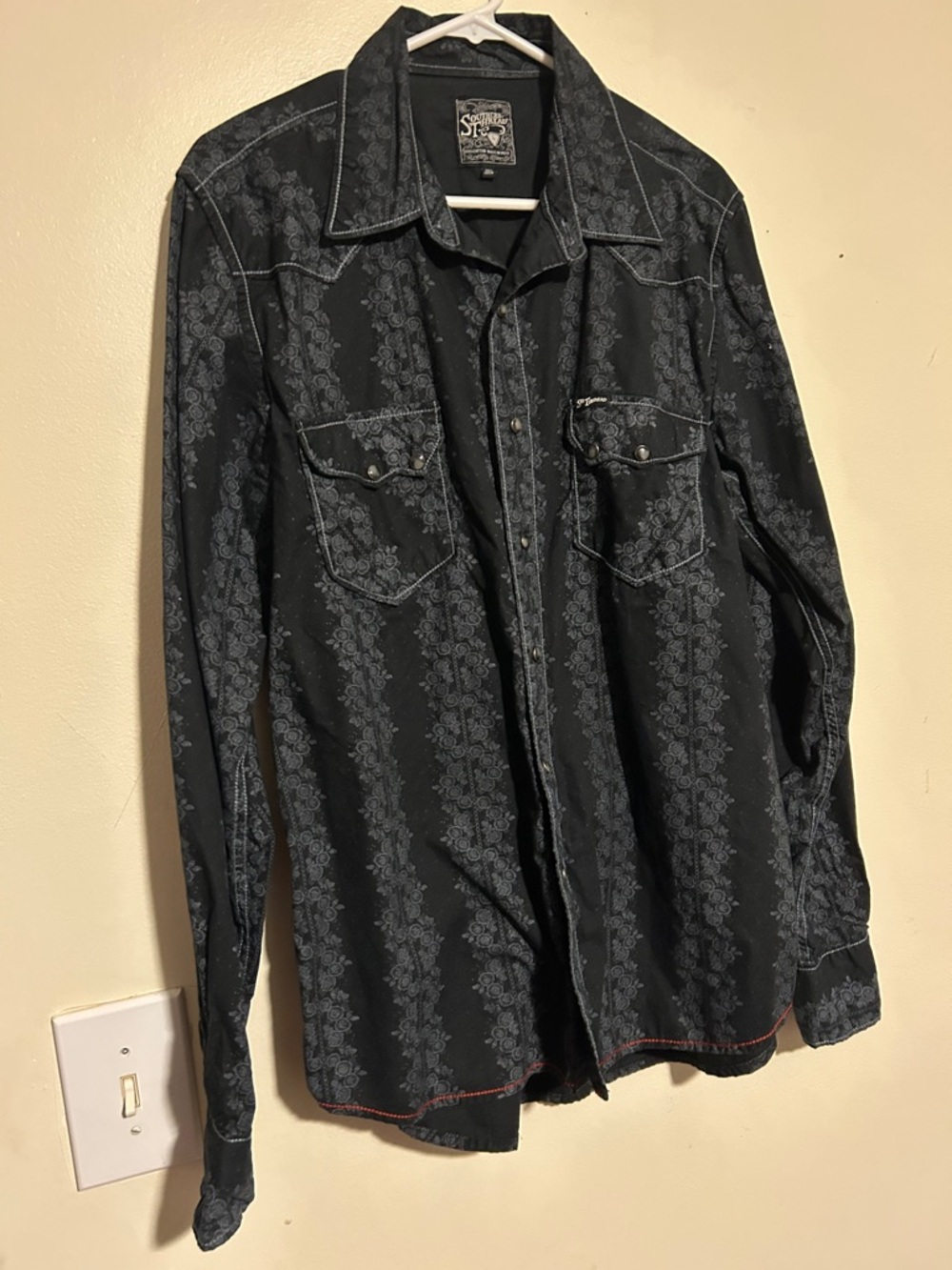 Southern Thread Cowboy Black Patterned Western Button-Down Shirt